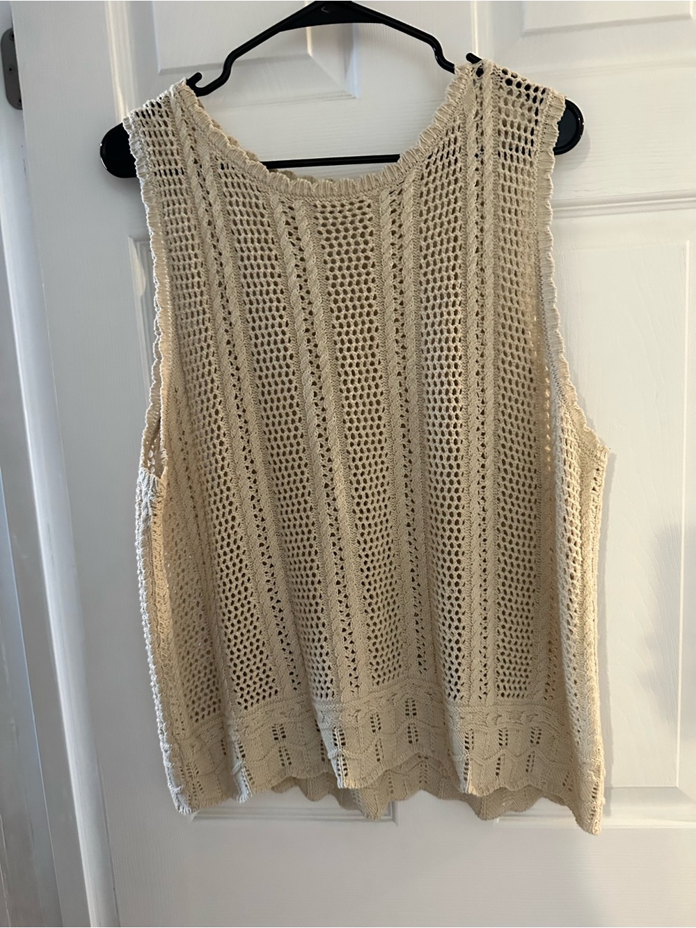 Sleeveless Crochet Knit Tank Top - Cream